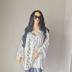 Lane Bryant White and Gray Patterned Blouse